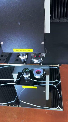 Laser cutting glass processing glass machine #glass #glasscuttingmachine #glasscutting #laser