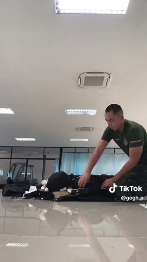Parachute Packing (RA-300) 🧳#skydiving #airborne #military #freefall #parachute #packing #GOGHXPE #fyp