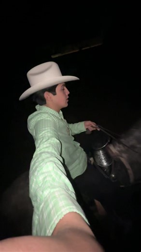 Chuchi (@chuchi23235)’s videos with sonido original - EMC music