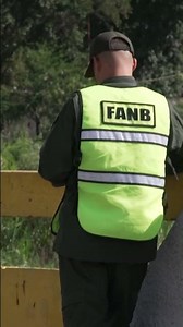Policía venezolana fotografía a equipo de Mega en la frontera con Colombia