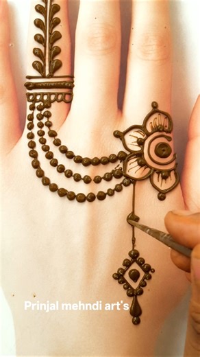 “Aisi Mehndi Design Jo Sabko Shock Kar De 😱🔥”“1 Minute Mein Perfect Mehndi Design 😍✨”#mehndi