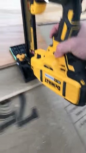 Using the new dewalt flooring stapler