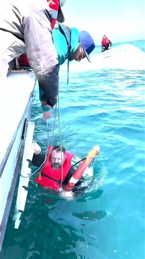 Whale watchers rescue fishermen after boat capsizes off California coast