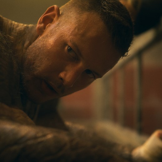 Remind me never to get into a boxing match With The Umbrella Academy's Luther Hargreeves. | Netflix Geeked