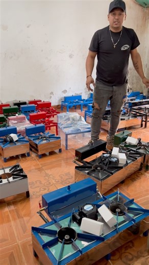 Gracias a todos por el apoyo q me han brindado #parati #emprendimiento #postviralシ | El loco Merchan