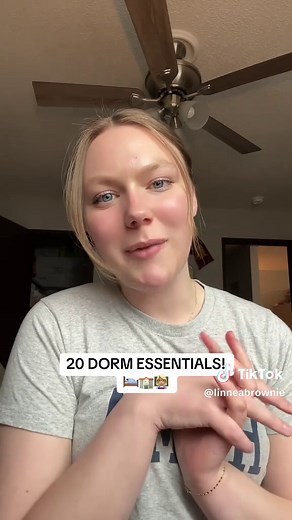 20 Essential Items for College Freshmen's Dorm Rooms