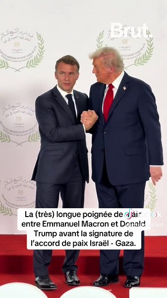 Poignée de main historique entre Macron et Trump