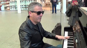 Brendan Kavanagh (Dr K.) Teaching Boogie Woogie Piano at London Train Stations (Video) - RouteNote Blog