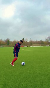 How To Do The Advanced Rainbow Flick⚽️🔥 #football #soccer #skills #footballfreestyle | Jeremy Lynch Football