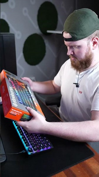"Vad tusan är det som låter?!" (Sketch) - Del 1 - SteelSeries Apex Pro Gen 3 🌟#gaming‪@SteelSeries‬