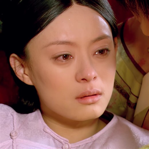 Chân Hoàn Gục Ngã Trong Nước Mắt: Những Bi Kịch Xoay Quanh