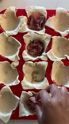 Thanksgiving Puff Pastry Cups