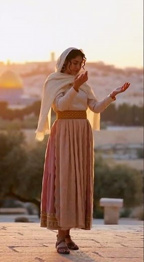 Messianic Praise Dance in Nature Scene | Inspired by Yemenite Step Worship