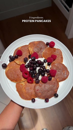 Quick 3-Ingredient Protein Pancakes Recipe