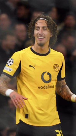 Arrived. 🏹 @fabio.silva | Borussia Dortmund