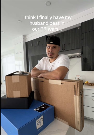 she thought I wouldn’t notice with the last package 👀🐍 @APRILSKIN USA @The Op Games @Kristin Ess Hair @PeaceOutSkincare @Patrick Ta Beauty @HexClad @Huda Beauty @The Carrom Company @sephora @sephoracanada @SALT & STONE