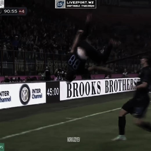 Backflip celebrations #adeyemi #ramos #aubameyang #moura #hernanes | backflip