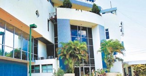 Ley de Injupemp impone techo a cotización de empleados públicos