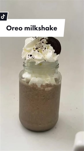Delicious Oreo Milkshake Recipe Inspired by KFC Oreo Krushers