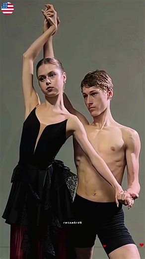 Model poses for photographers 📷#ballet #art #fyp #photography #balletphotography #foryou