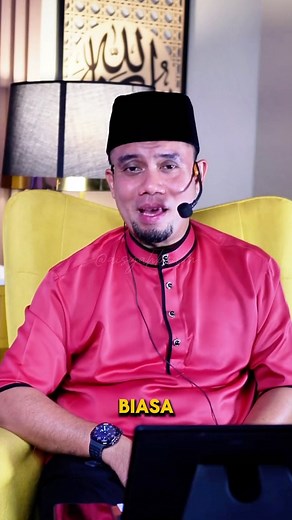 10K views · 97 reactions |  The Seven Principles For Making Marriage Work Buku John Gottman ini bongkarkan rahsia hubungan bahagia — bukan teori, tapi hasil kajian selama 40 tahun tentang rumah tangga. Kadang-kadang, untuk perbaiki hubungan… yang perlu diubah bukan pasangan, tapi cara kita berkomunikasi.  Tengok sampai habis  Like, komen & share supaya lebih ramai dapat manfaat #marriagetips #belajarsetiaphari #AzdanQuranicCenter | Azdan Quranic Center | Facebook