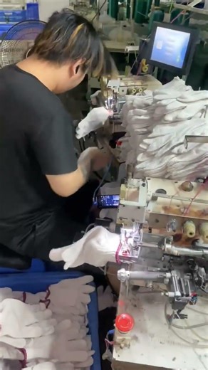 Inside a Glove Factory – Mass Production at Incredible Speed! 😲