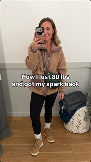 Danielle Lima - High-Protein Recipes & Macros on Instagram: "Tis the season for NEW YEAR NEW ME GOALS to take over the internet. Let me be your reminder that it CAN AND MAY TAKE TIME!! It took me 4 years postpartum to get my spark back and it truly wasn’t until I dove into the inside that I saw big changes. I worked on my gut health, my mental health, my stress levels, saying no to things and everything in between in 2025 and I’m finally feeling like me again. So no. I didn’t bounce back. I craw