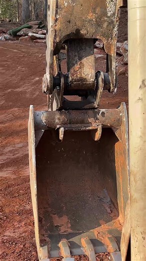 Understanding Bucket Slop in Excavators