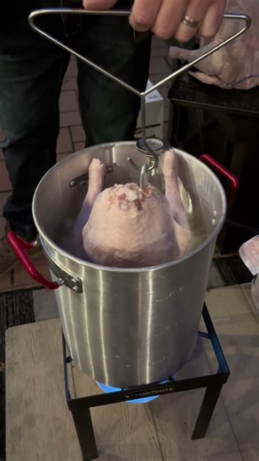 Turkey fryer EXPLOSION!