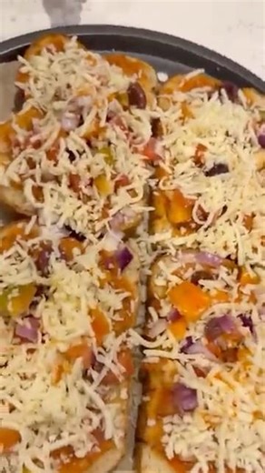 Kids Making Bread Pizza 🍕 | Homemade Sauce Fun 😍