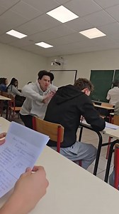 No te metas con este profesor 🥊 🎥instagram.com/campus.univers.cascades/ | Oh My Goal - Lo Mejor del Fútbol