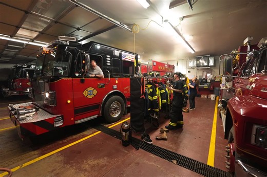 New Jersey forest fire prompts thousands of evacuations and closes a major highway