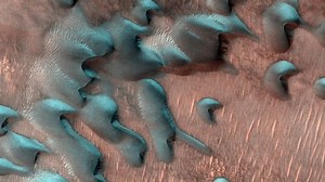 Incredibly rare 'snowy' snaps of Mars after flurry of 'cube-shaped snowflakes'