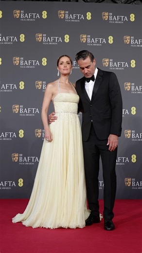 Such a gorgeous couple! Rose Byrne and Bobby Cannavale at the 2026 EE BAFTA Film Awards 😍 | Red Magazine