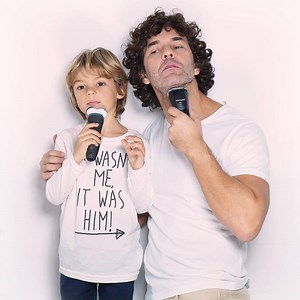 21K views · 132 reactions | Él te da cosquillas en la cara cuando te...