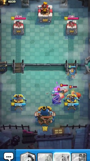 Las aventuras de Frank 🏹⚡ #clashroyale #shorts