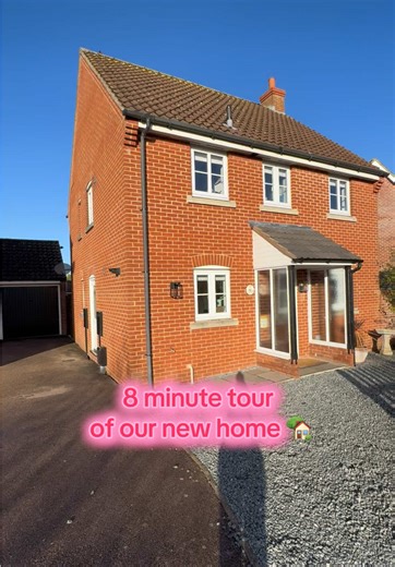 Tour of our new abode! Lots more to do and unpack still but lots of you have been asking for a tour so here it is! ❤️ Don’t judge me on the clutter it’s only been a couple of weeks! 🤣 #Newhome #housetour #housewifelife #Home #VideoTour