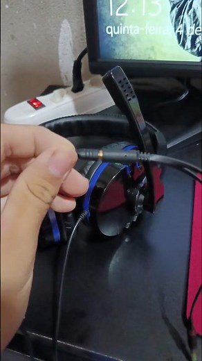 HOW TO CONNECT WIRED HEADPHONES TO THE MOTHERBOARD