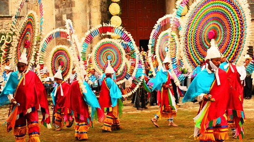 Como es la danza de los quetzales: tradición poblana