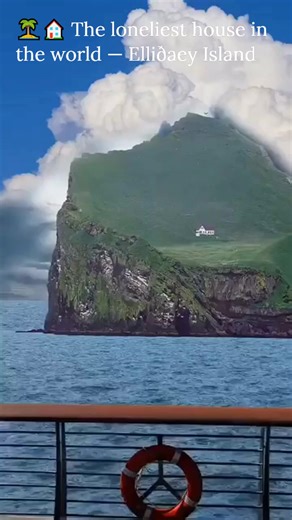 🏝️🏠 The “loneliest house in the world” — explained This place is Elliðaey Island, part of the Vestmannaeyjar (Westman Islands) off the south coast of Iceland 🇮🇸🌊 The building is a hunting lodge, built in 1953 by the Elliðaey Hunting Association, used as a shelter during puffin hunting trips. 🐦⛺ There’s no electricity, no running water, and access is only by boat. 🎥 TikTok! - https://www.tiktok.com/@extrahumans 🖼️🛍️ Our RedBubble Shop! 🌟 https://www.redbubble.com/people/eXtraHumans/shop