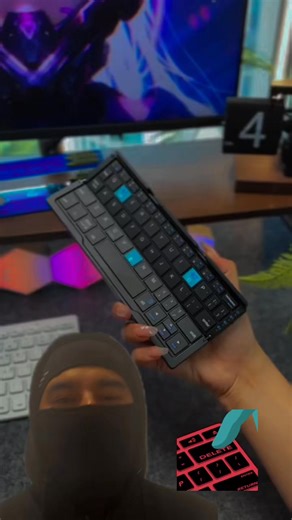 Teach Ninja on Instagram: "Con este mini teclado vas a poder trabajar desde tu celular además es súper práctico. #reelsviralシ #satysfyingvideo #reaction"