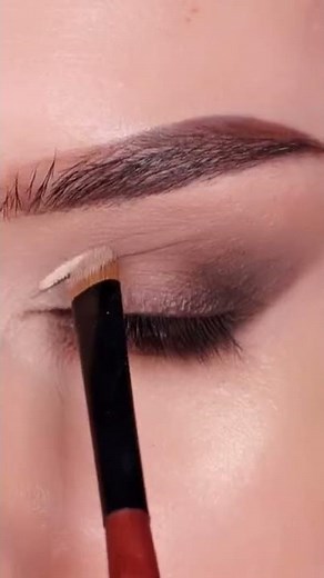 Classic evening makeup for prom or wedding 2022