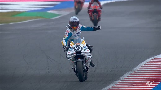 322K views · 10K reactions | Confirming he's back to his best!  Marc Márquez secured in Misano his second victory in a row after winning in MotorLand one week ago! The first time he's taken back-to-back wins since 2021磊 #SanMarinoGP | MotoGP | Facebook