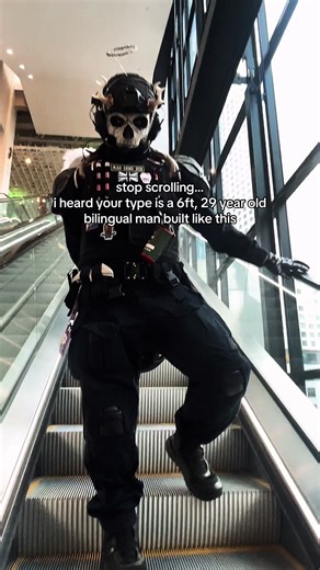 stop scrolling… i heard your type is a 6ft, 29 year old bilingual man built like this filmed at @ECCC #dadbod #maskedman #ECCC #simonghstriley #maddawgdub