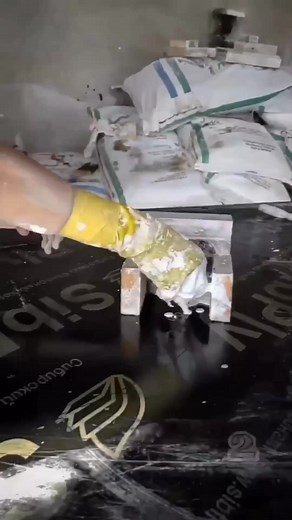 Gypsum Cornice round design making | AlKarim Ceiling Pvt Ltd.