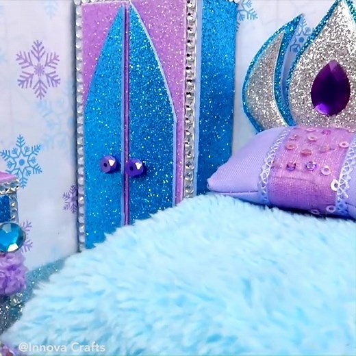 DIY Miniature Dollhouse Room Frozen Elsa Room Decor | MetDaan Creative