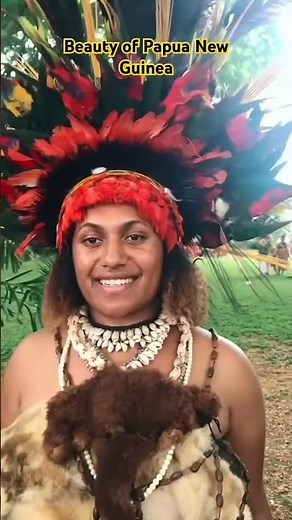 Beauty of Papua New Guinea - PNG woman dress in tradition attire.
