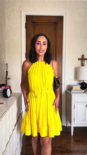 Wedding Dress Code: Tropical Romance 💛💓 #outfittransition