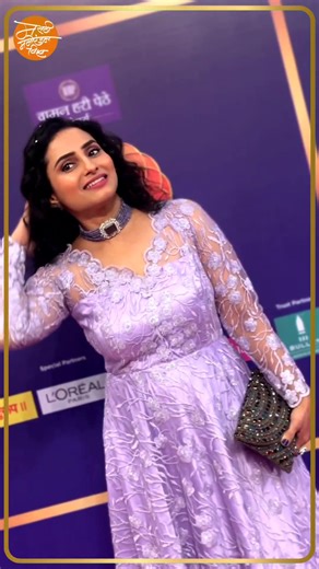 स्टाईल, एलिगन्स आणि ग्लॅमर… Zee Marathi Awards 2025 Red Carpet वरचा कलाकारांचा खास अंदाज . . . #MarathiManoranjanVishwa #zeemarathi #ZeeMarathiAward2025 | Marathi Manoranjan Vishwa Exclusive