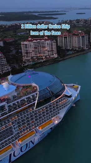 2 Billion Dollar Cruise Ship - Icon of the Seas 🚢 #iconoftheseas #ultimateworldcruise #royalcaribbean #worldslargestcruiseship #miami #viral #fyp #droneshot